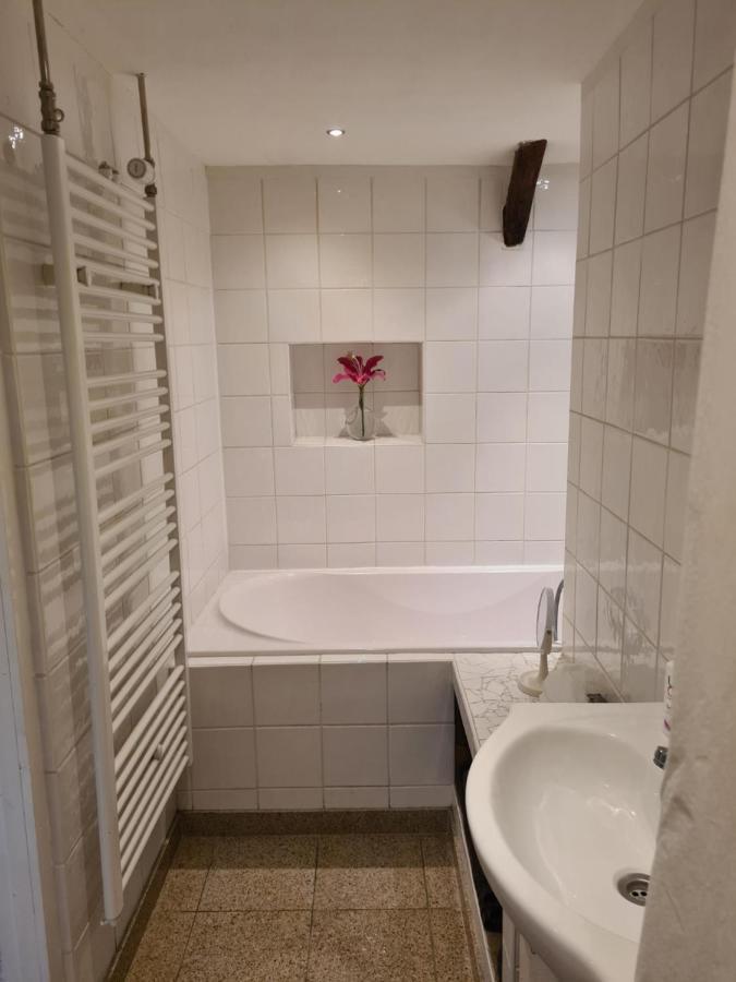 Bed & Breakfast 28 Appartement Met Prive Tuin Άσσεν Εξωτερικό φωτογραφία